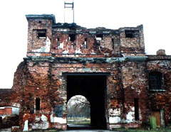 РУИНЫ ТЕРЕСПОЛЬСКИХ ВОРОТ, фото сайта www.brest.by 